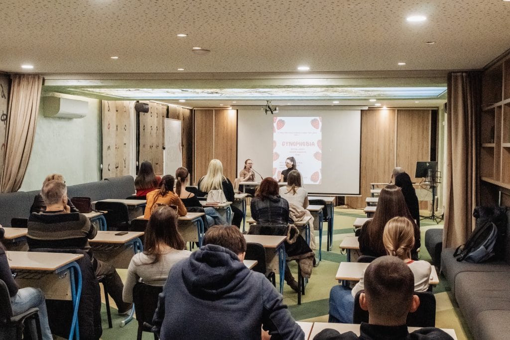 Održana panel diskusija na temu gynophobia